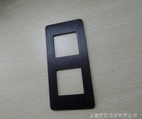 單控一開墻壁插座開關(guān)電源面板 百搭黑色鋁合金拉絲開關(guān)面板選購指南